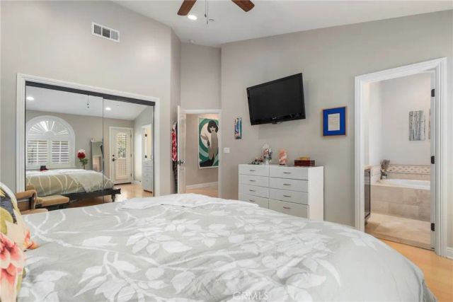 706 S Pacific Coast Highway C, Redondo Beach, CA 90277