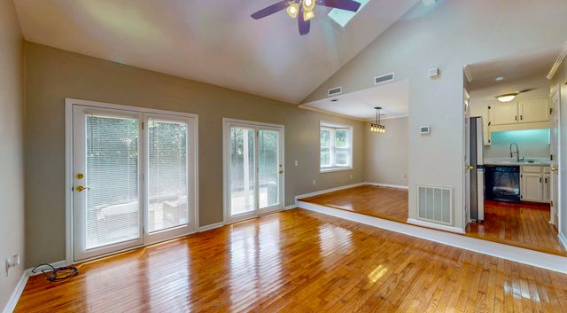150 Courtyard Lane NE, Cleveland, TN 37312