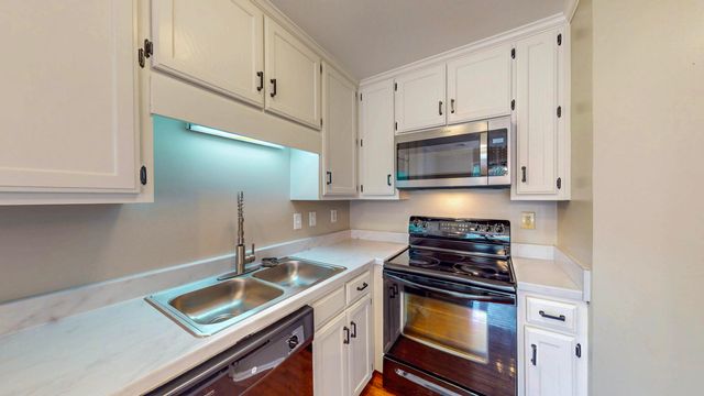 150 Courtyard Lane NE, Cleveland, TN 37312