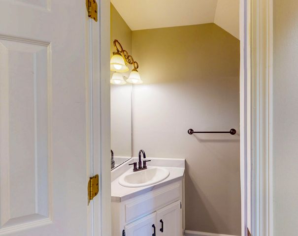 150 Courtyard Lane NE, Cleveland, TN 37312