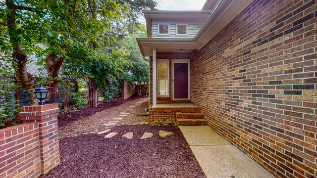 150 Courtyard Lane NE, Cleveland, TN 37312