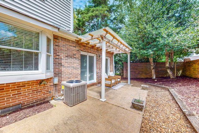 150 Courtyard Lane NE, Cleveland, TN 37312