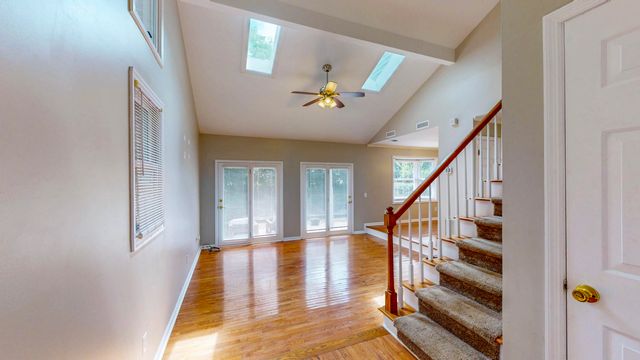 150 Courtyard Lane NE, Cleveland, TN 37312