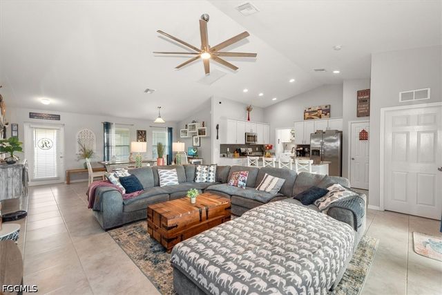 4133 NW 39th AVE, Cape Coral, FL 33993