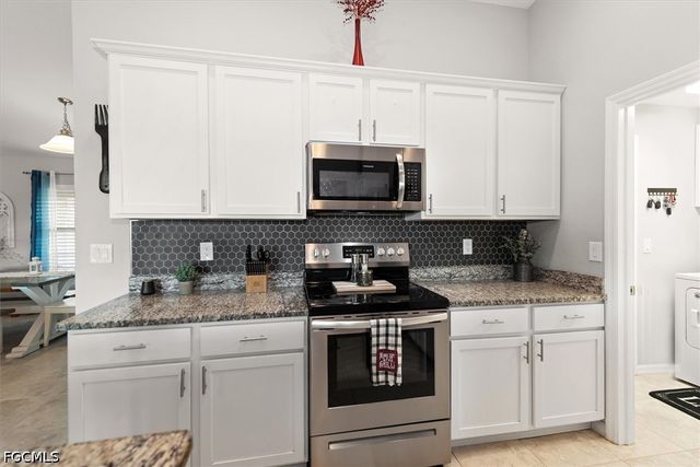 4133 NW 39th AVE, Cape Coral, FL 33993