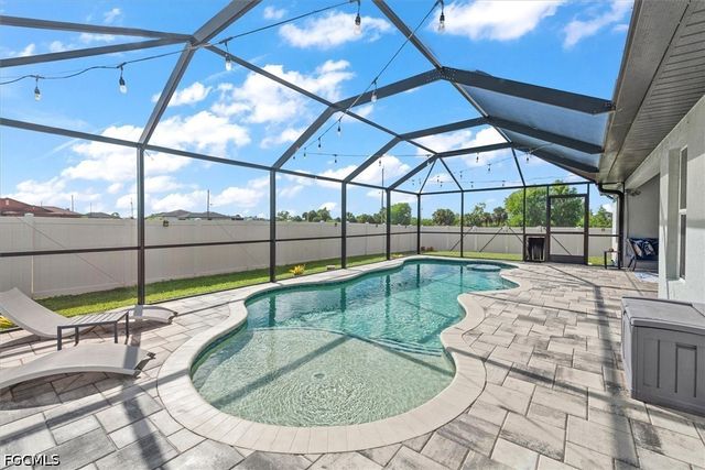 4133 NW 39th AVE, Cape Coral, FL 33993