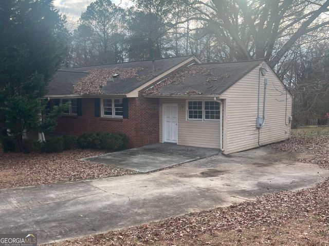 7205 Lakeview Drive SW, Covington, GA 30014