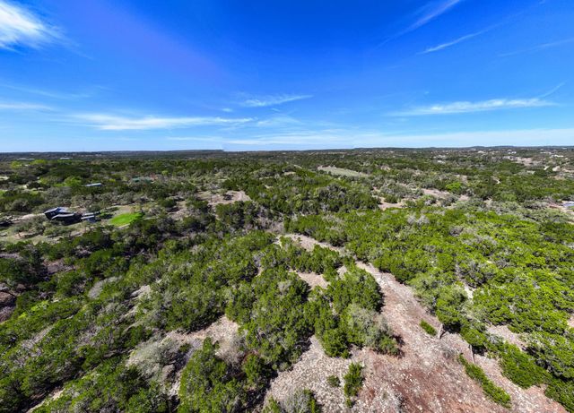000 Spring Valley DR, Dripping Springs, TX 78620
