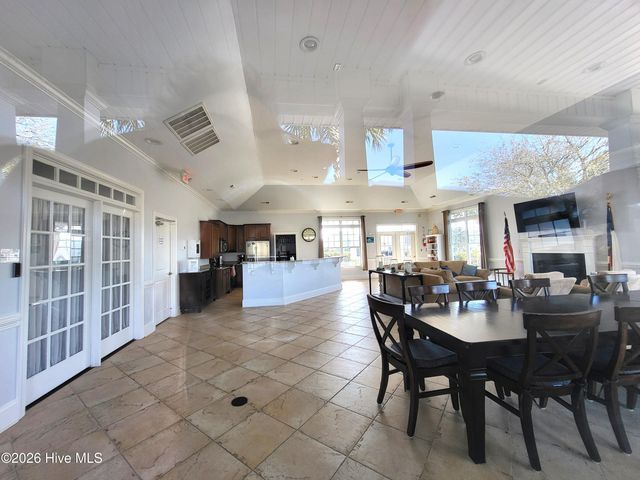 1386 Arot Court SW, Ocean Isle Beach, NC 28469