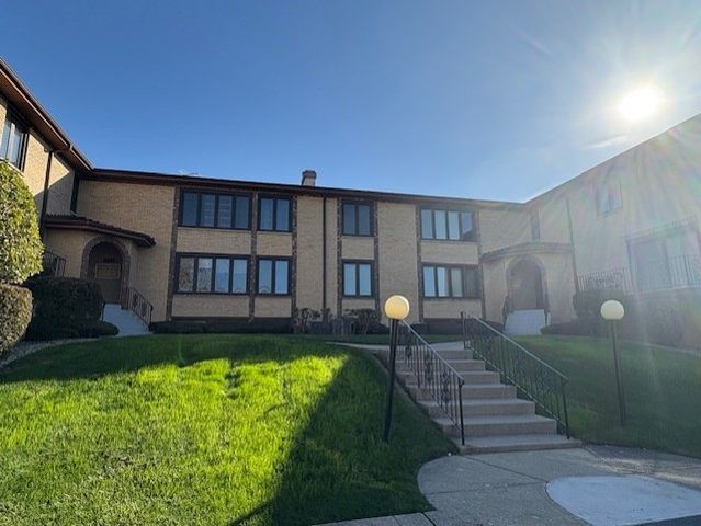 10355 Parkside Avenue 04, Oak Lawn, IL 60453