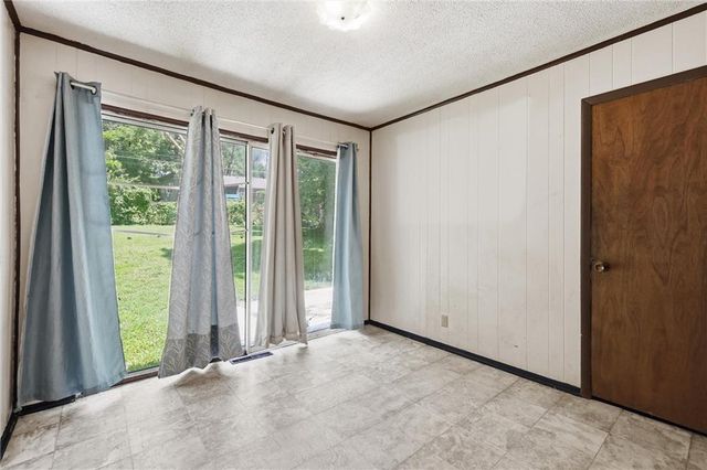 705 N 81st Terrace, Kansas City, KS 66112