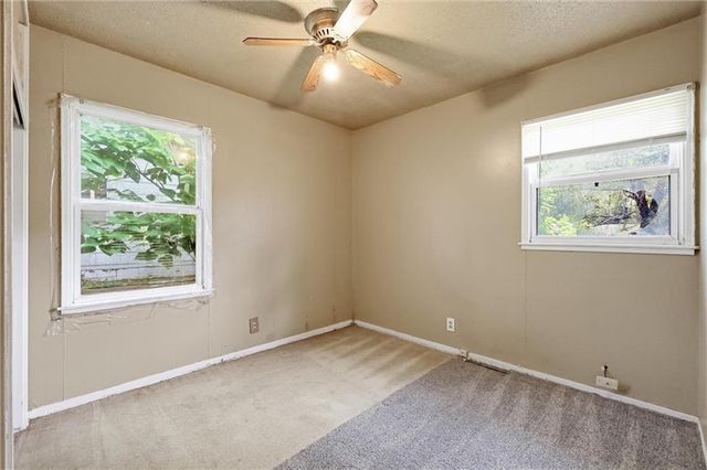 705 N 81st Terrace, Kansas City, KS 66112