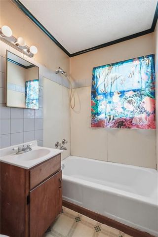 705 N 81st Terrace, Kansas City, KS 66112