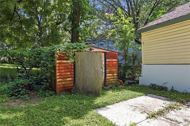 705 N 81st Terrace, Kansas City, KS 66112