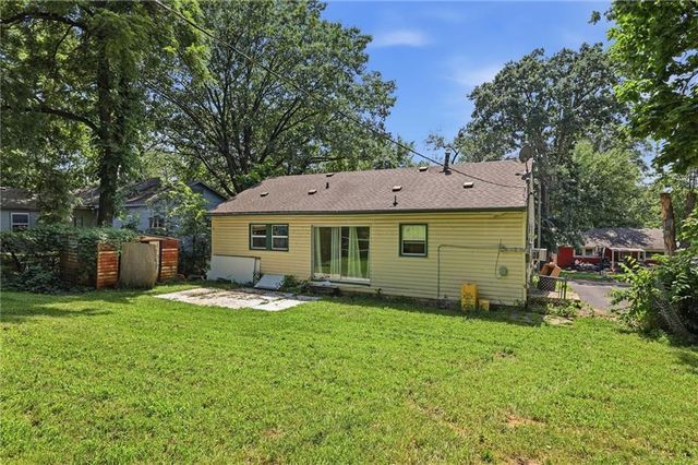 705 N 81st Terrace, Kansas City, KS 66112