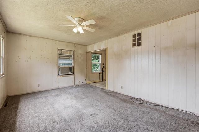 705 N 81st Terrace, Kansas City, KS 66112
