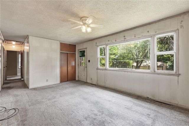 705 N 81st Terrace, Kansas City, KS 66112