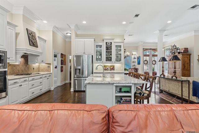 9584 Victory Ln, Denham Springs, LA 70726