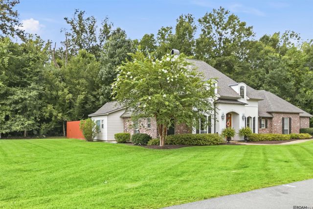 9584 Victory Ln, Denham Springs, LA 70726
