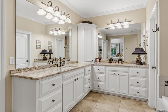 9584 Victory Ln, Denham Springs, LA 70726