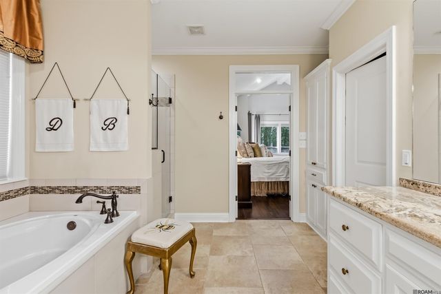 9584 Victory Ln, Denham Springs, LA 70726