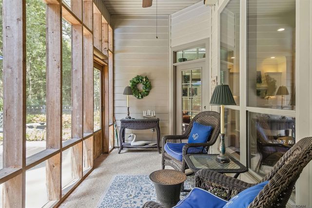 9584 Victory Ln, Denham Springs, LA 70726