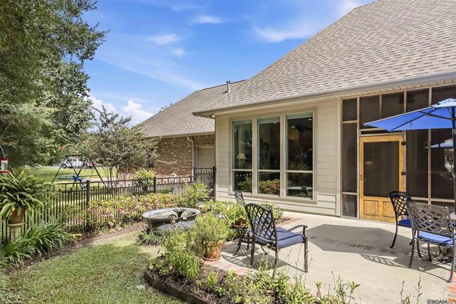 9584 Victory Ln, Denham Springs, LA 70726