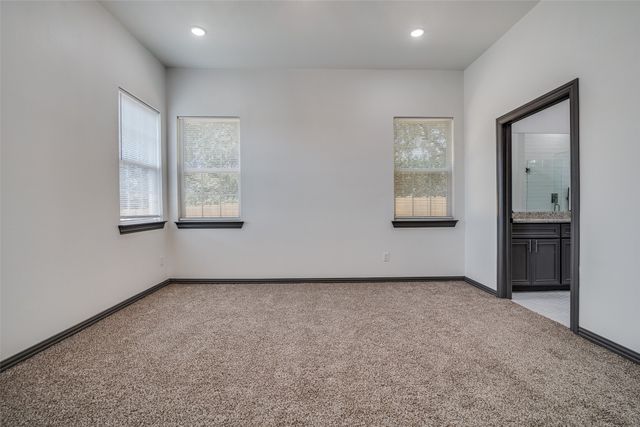 701 Lakeland Drive, West Tawakoni, TX 75474