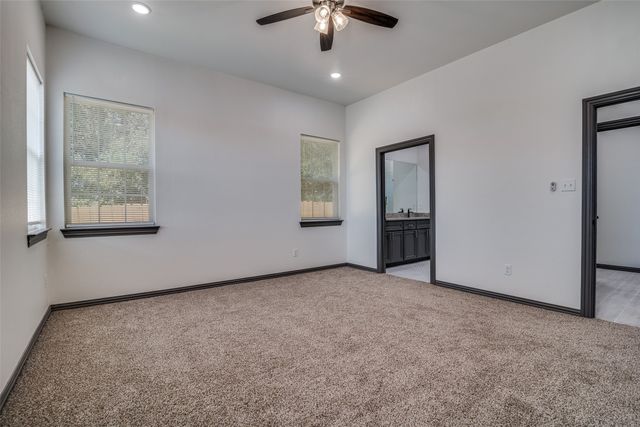 701 Lakeland Drive, West Tawakoni, TX 75474