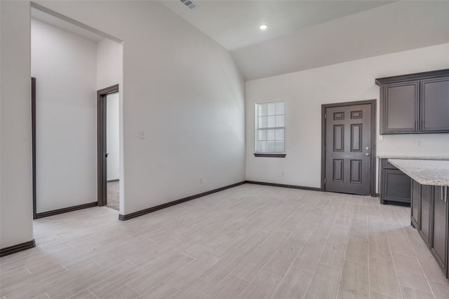 701 Lakeland Drive, West Tawakoni, TX 75474