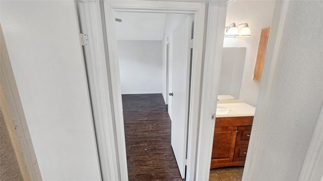 12803 Sandrock Drive, Houston, TX 77048
