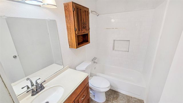 12803 Sandrock Drive, Houston, TX 77048