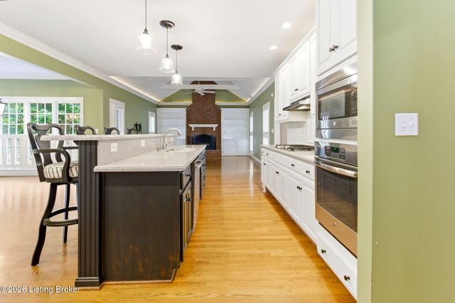 6524 Harrods View Cir, Prospect, KY 40059