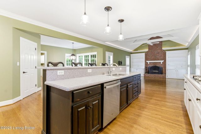 6524 Harrods View Cir, Prospect, KY 40059