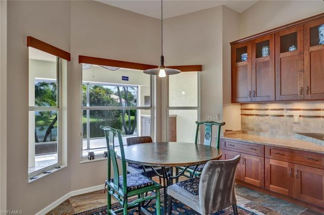 1982 Crown Pointe BLVD, Naples, FL 34112