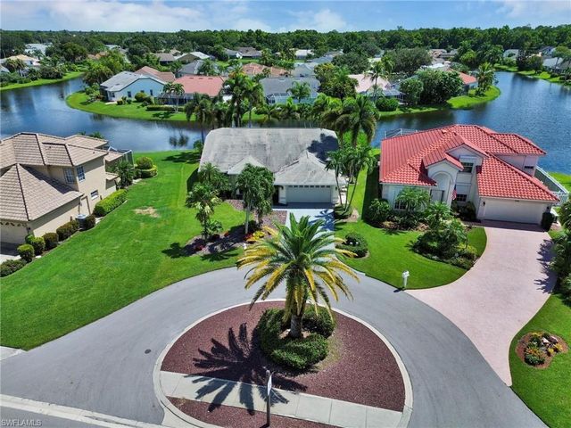 1982 Crown Pointe BLVD, Naples, FL 34112