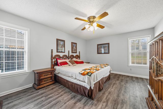 3556 EVENING LIGHT DR, Bartlett, TN 38135