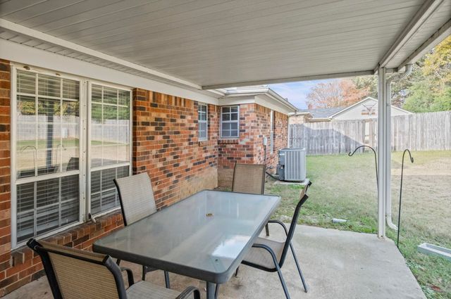 3556 EVENING LIGHT DR, Bartlett, TN 38135