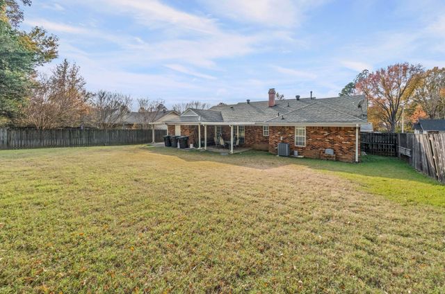 3556 EVENING LIGHT DR, Bartlett, TN 38135