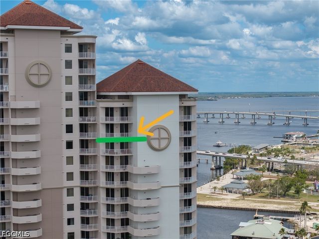 2090 W First ST I2409, Fort Myers, FL 33901