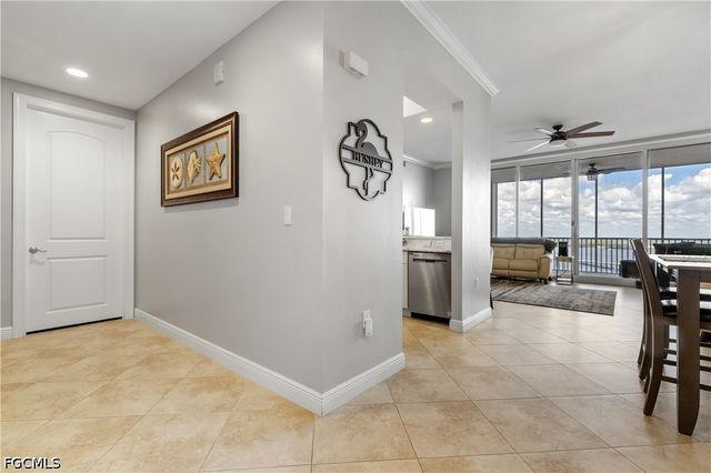 2090 W First ST I2409, Fort Myers, FL 33901