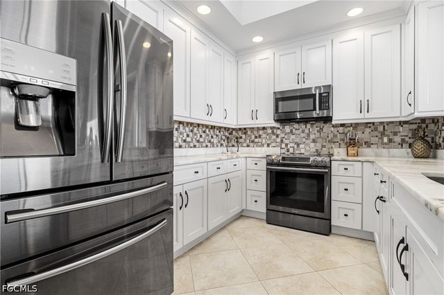 2090 W First ST I2409, Fort Myers, FL 33901