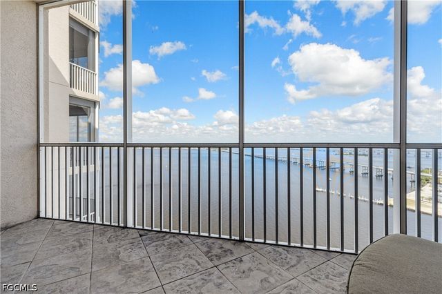 2090 W First ST I2409, Fort Myers, FL 33901