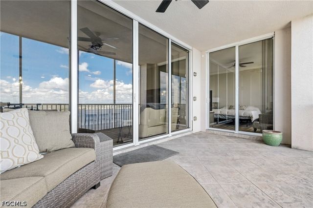 2090 W First ST I2409, Fort Myers, FL 33901