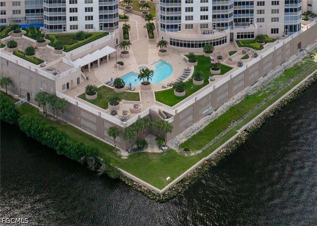 2090 W First ST I2409, Fort Myers, FL 33901