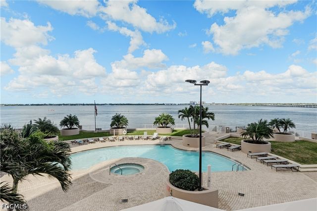 2090 W First ST I2409, Fort Myers, FL 33901