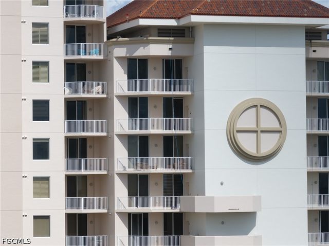 2090 W First ST I2409, Fort Myers, FL 33901
