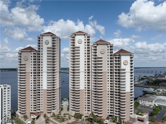 2090 W First ST I2409, Fort Myers, FL 33901