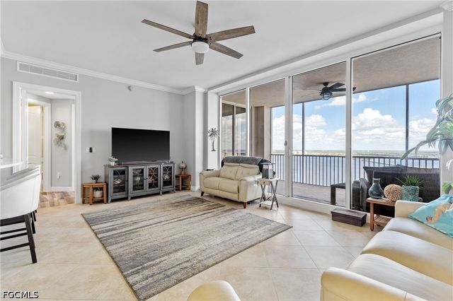 2090 W First ST I2409, Fort Myers, FL 33901