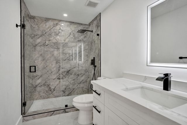 3234 Taft Street, Hollywood, FL 33021